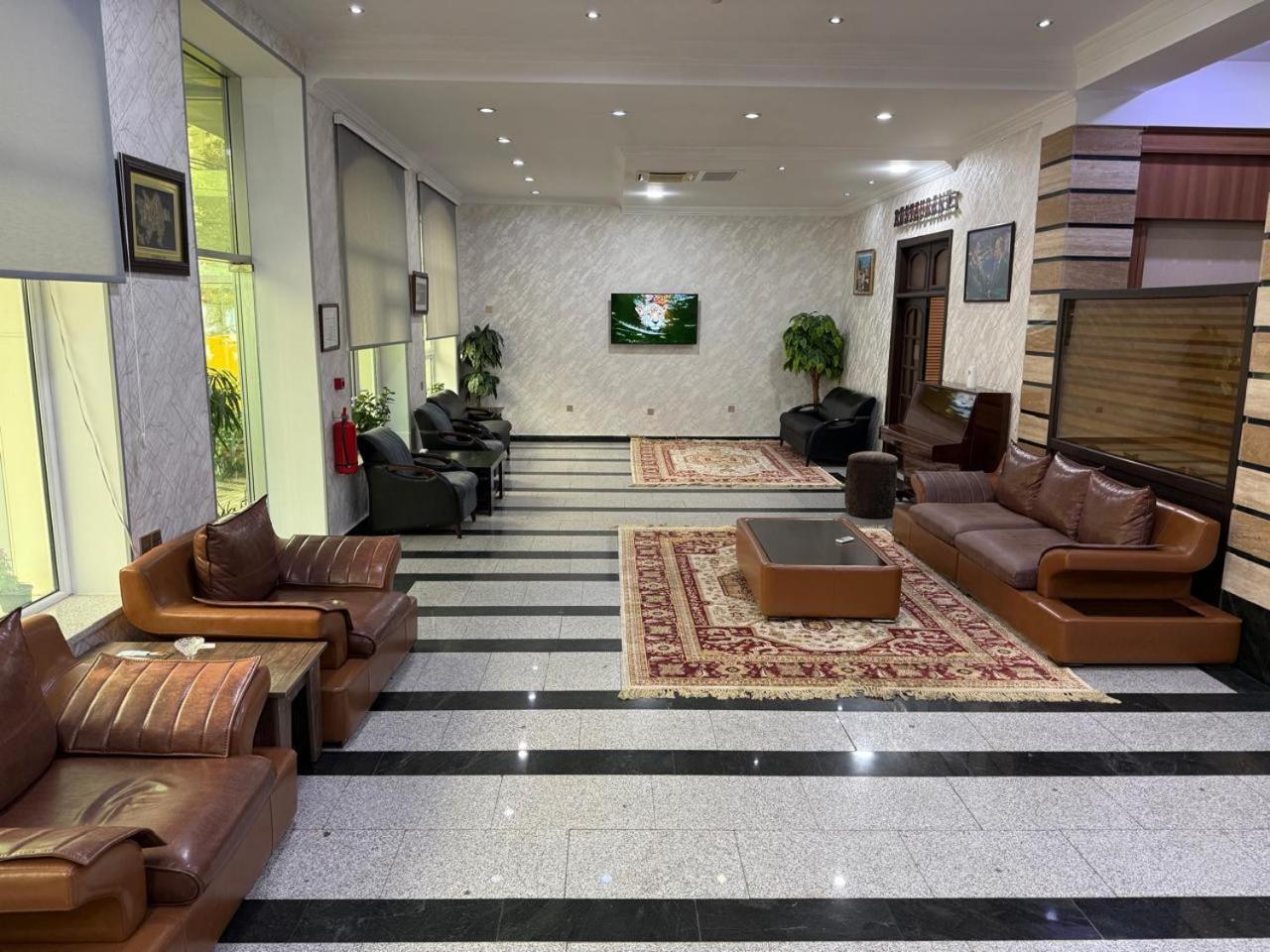 Aef Hotel Баку Екстериор снимка