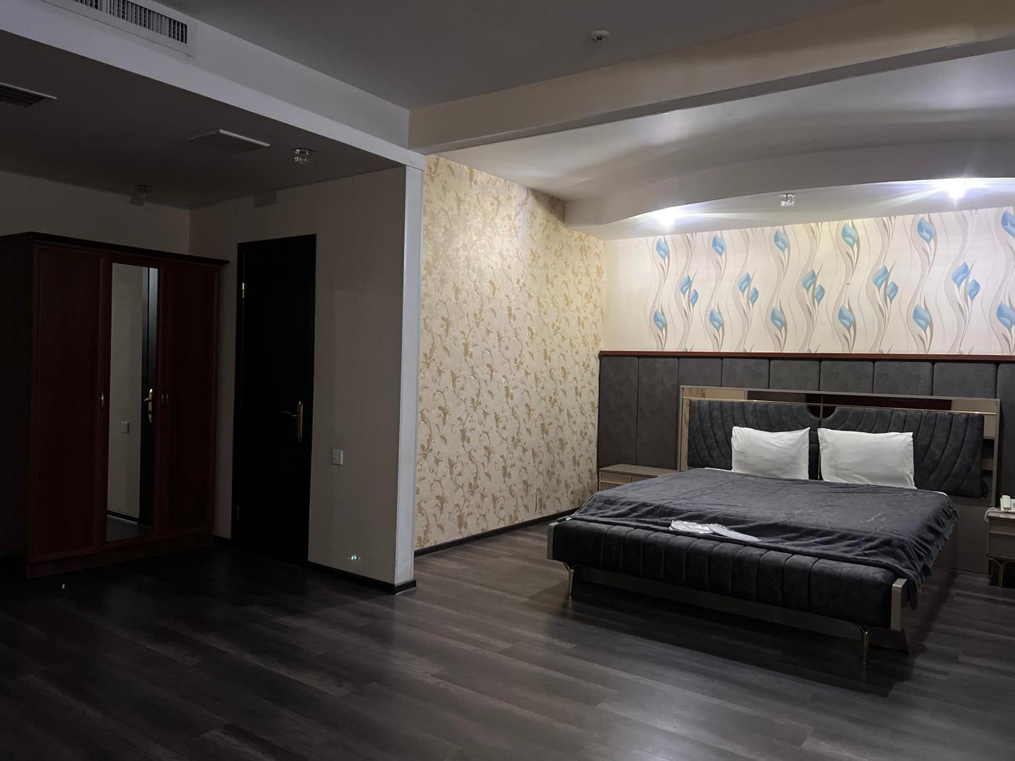 Aef Hotel Баку Екстериор снимка