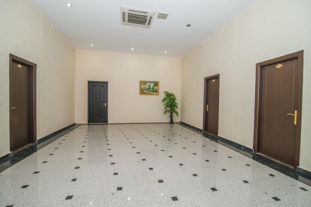 Aef Hotel Баку Екстериор снимка
